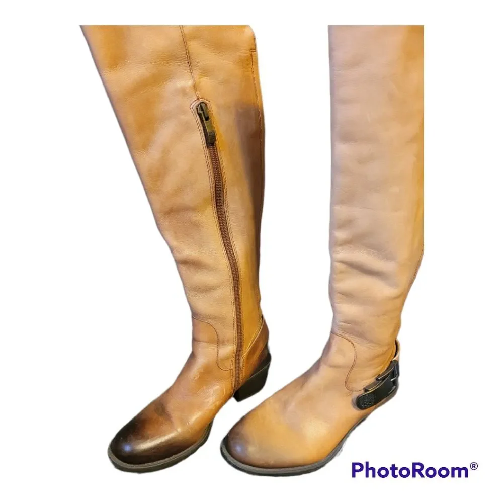 Vince Camuto Bedina Leather Two Toned tall Riding Boot Size 5.5
